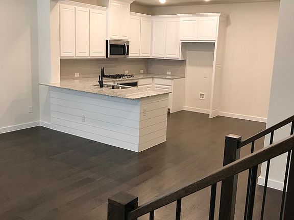 2nd image of 1295 Casselberry Dr #1295