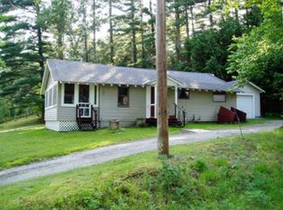 960 Deerland Rd, Long Lake, NY 12847