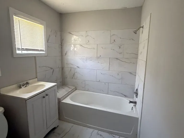 432 N Montgomery St #B — Photo 7