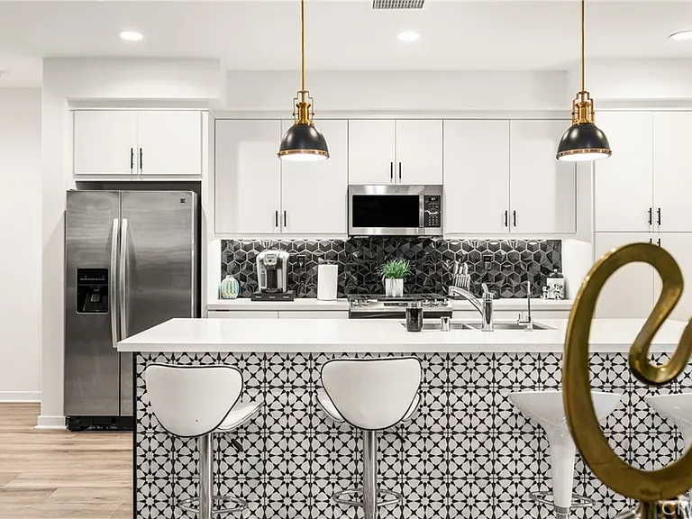 663 S Mosaic St — Photo 16