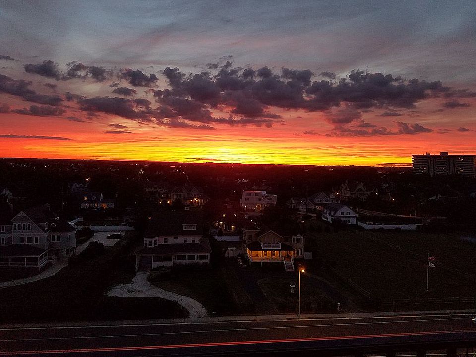 Westernly view from balcony