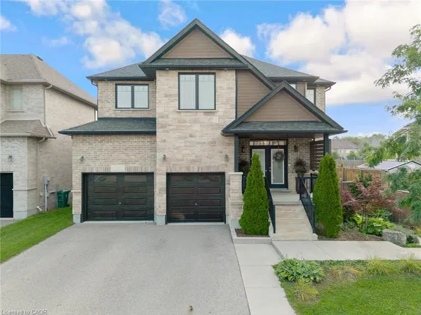 7 Joseph St, Woolwich, ON N0B 1M0