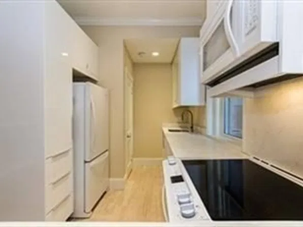 382 Commonwealth Ave APT 23, Boston, MA 02215