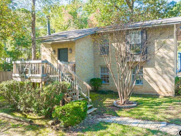 5223 N Wood Ln, Longview, TX 75605