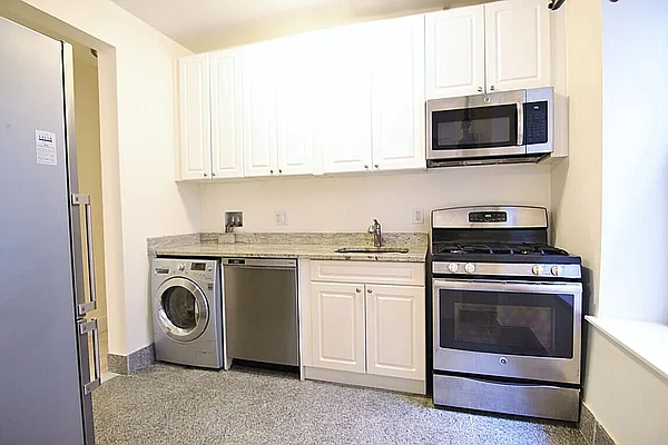 Rented by Compass | media 2