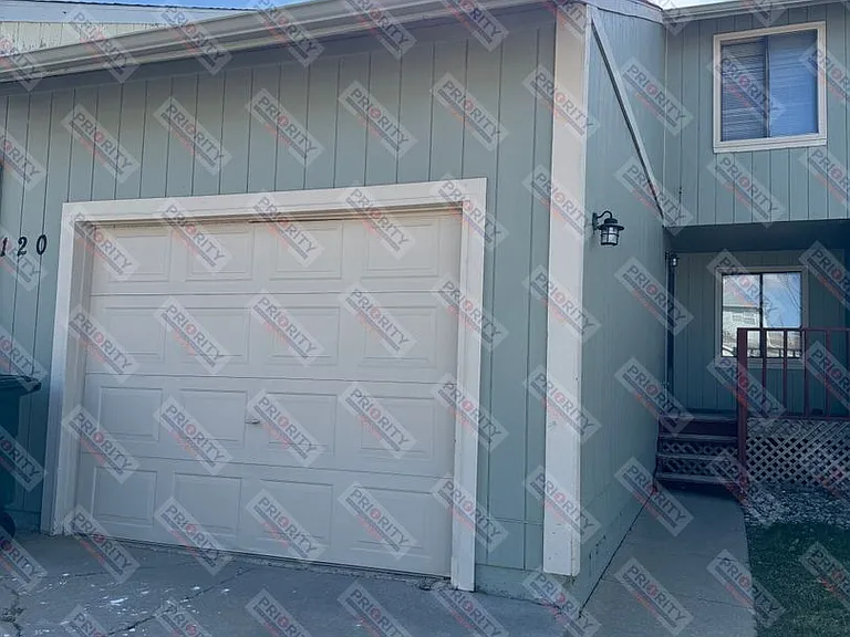 120 Westhills Loop — Photo 1