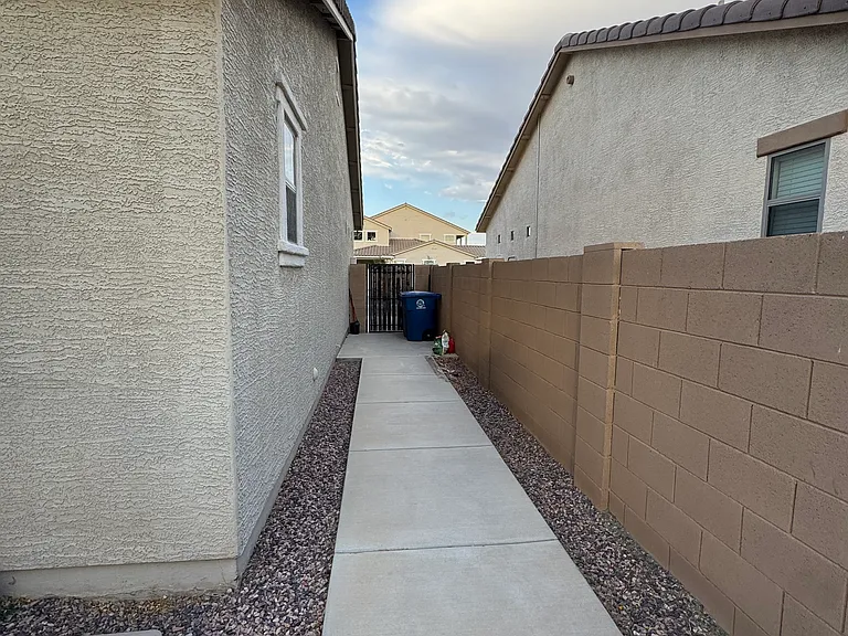 20866 S 213th St — Photo 16