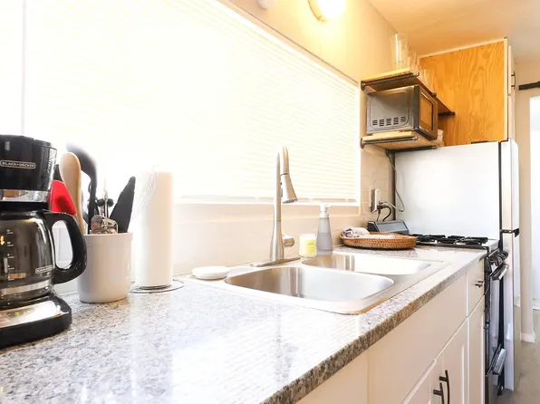 219 Girard Blvd SE, Albuquerque, NM