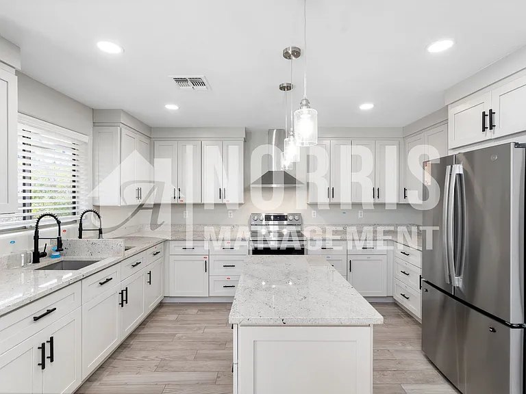 1553 E Alba Dr — Photo 9