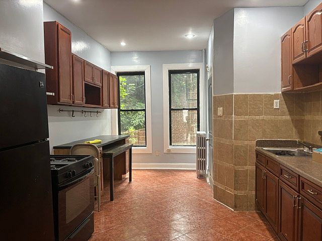 1st image of 1281 Nostrand Ave APT 1L