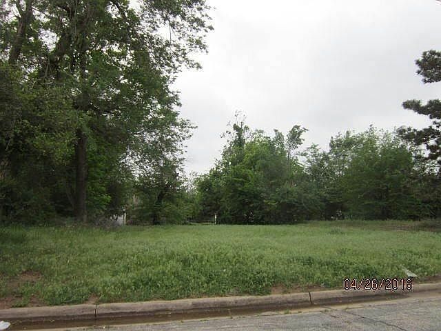 1st image of 2422 W Sheridan Ave