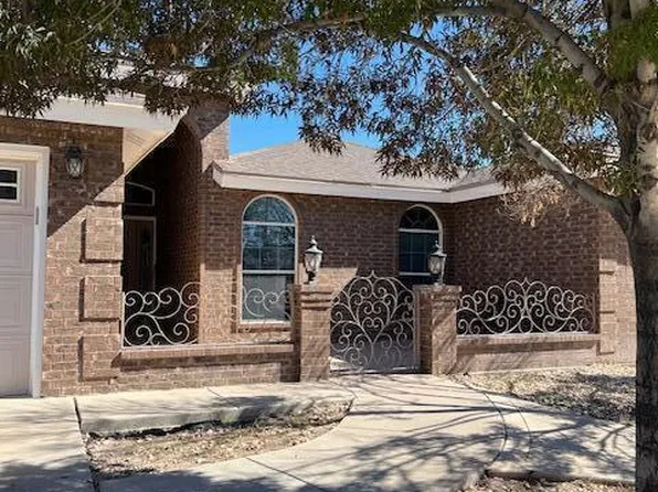 3640 Luis Lares Pl, El Paso, TX 79938