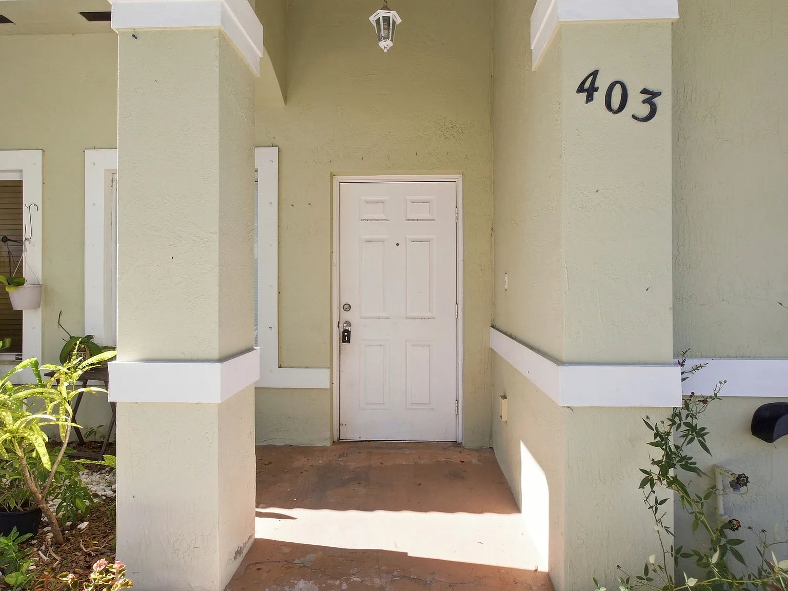 2 bed, 898 sqft, $1,950 — Photo 4