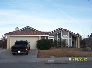 39364 Beacon Ln, Palmdale, CA 93551