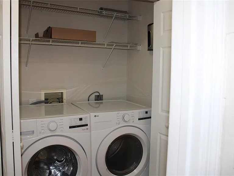 3300 Haviland Ct #104 — Photo 8