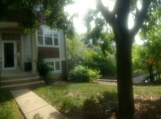 1647 Apple Tree Ln, West Chicago, IL 60185