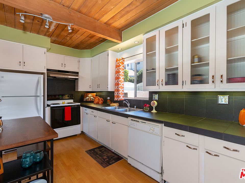 1st image of 3456 Oak Glen Dr