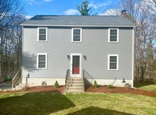 2 Garrison Heights Dr, Oxford, MA 01540