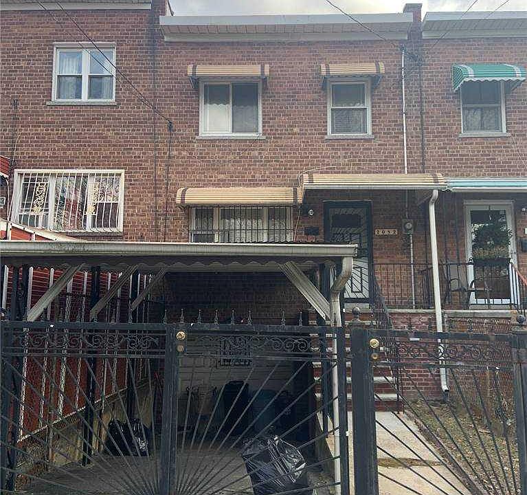 1st image of 2082 Pitman Ave