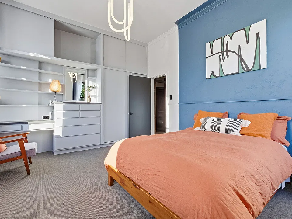 Private bedroom