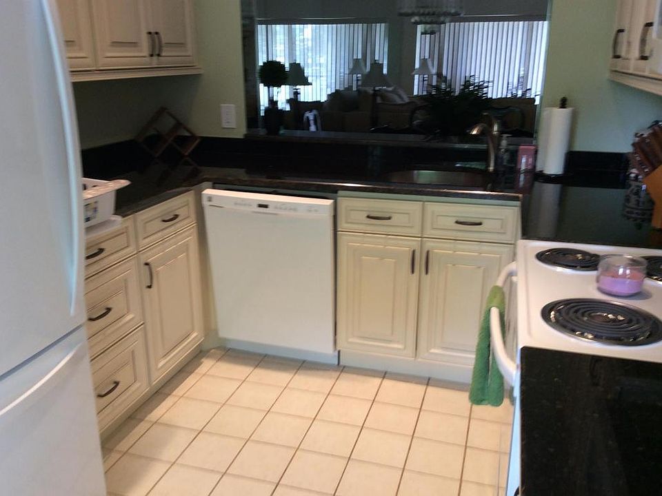 1st image of 5188 Oak Hill Ln APT 1124