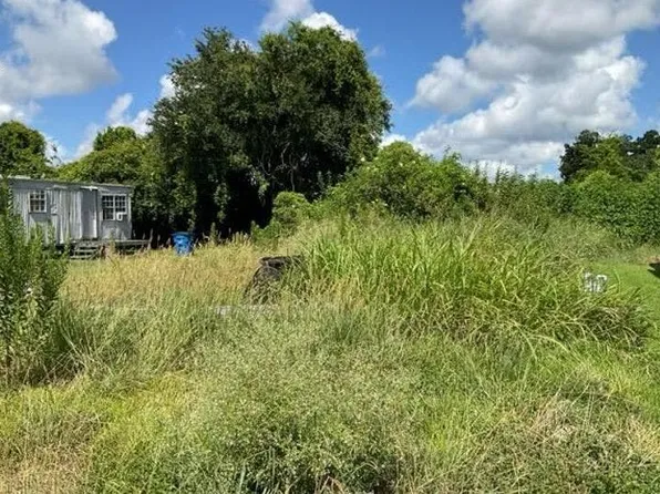 808 Church St, Donaldsonville, LA 70346