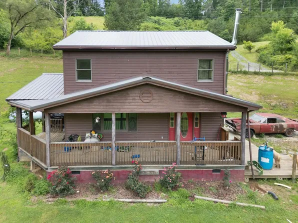 475 Gerald Carr Br, Flatgap, KY 41219