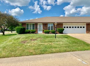 694 Grandview Dr, Springfield, OH 45503