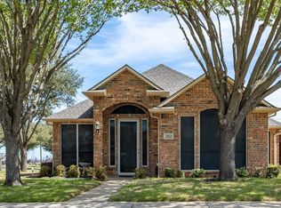 202 Blake Ln, Midlothian, TX 76065