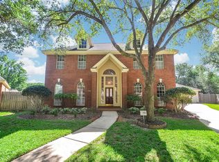 2007 Rosalyn Ct, Sugar Land, TX 77478