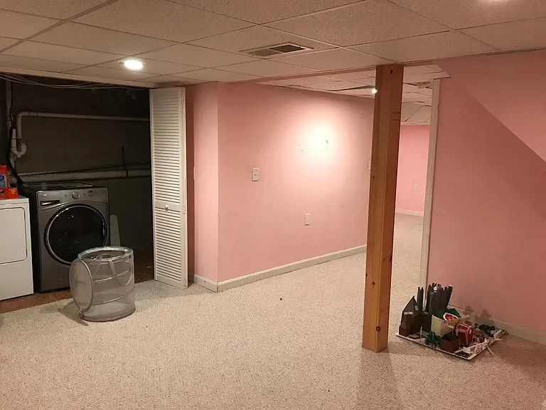 328 Wellman Ave — Photo 11