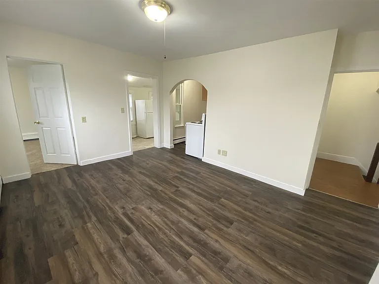 22 Ferry St #2 — Photo 14
