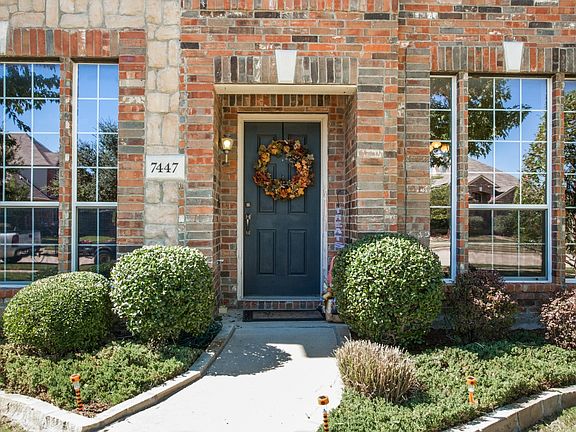 2nd image of 7447 Ravenhill Dr