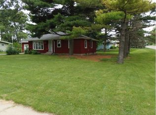 2155 English St N, Maplewood, MN 55109