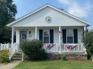 41 W 9th St, Dresden, OH 43821