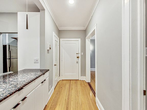 4th image of 6419 N Newgard Ave APT 1E