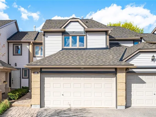 2275 Credit Valley Rd #49, Mississauga, ON L5M 4N5
