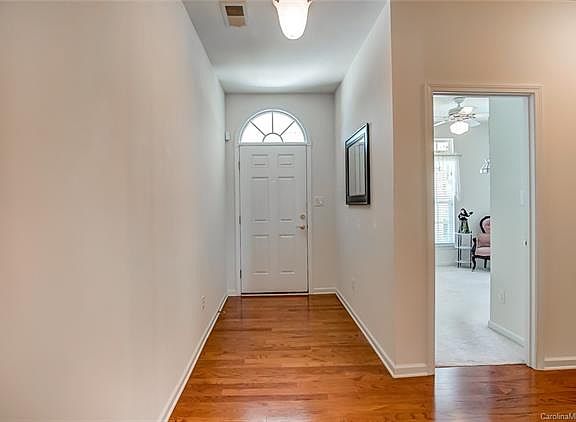 4th image of 112 Pine Lake Dr