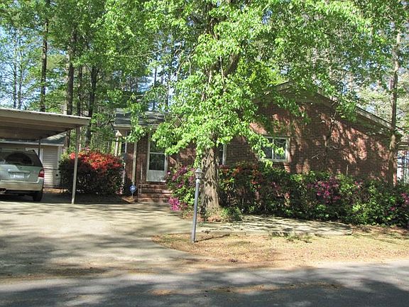 East side (Forest Drive)
