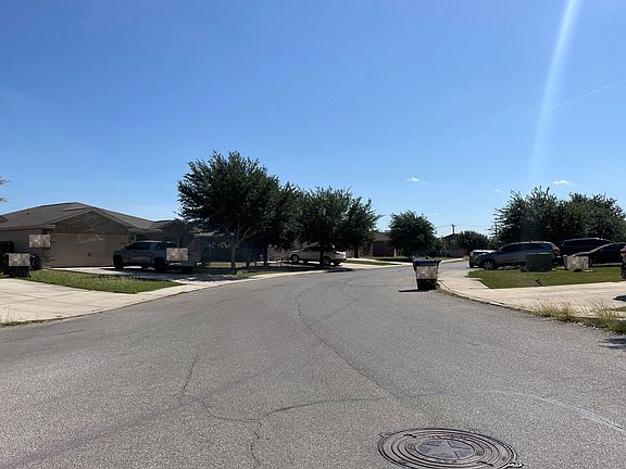 5th image of 6615 Luckey Path