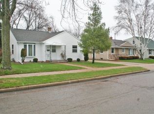 1716 S Sanders St, Appleton, WI 54915