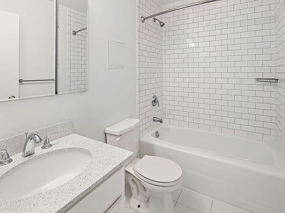 4th image of 101 W 90th St APT 12B