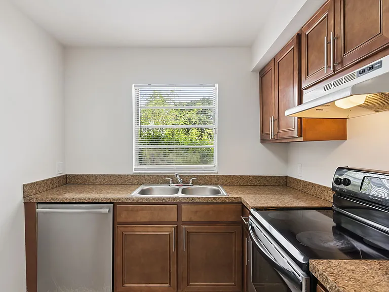 1514 Clearlake Rd #100 — Photo 2