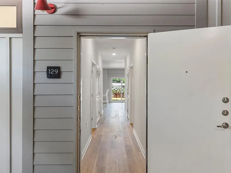 4361 S Congress Ave #129 — Photo 4