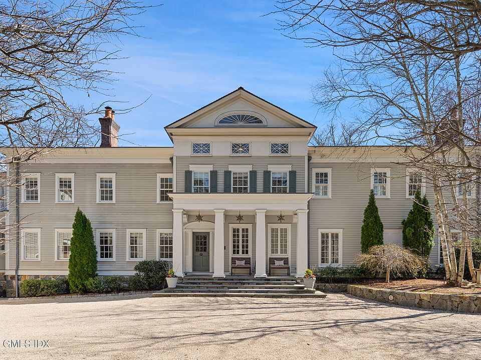 1st image of 7 Calhoun Dr