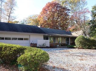 32 Sly Fox Ln, Tryon, NC 28782