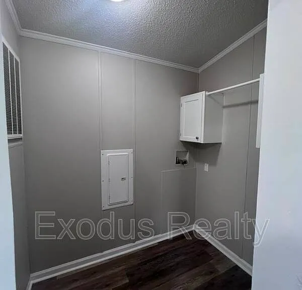 114 Kathleen Ter — Photo 10