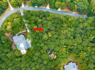 1121 Club Cove Dr, Greensboro, GA