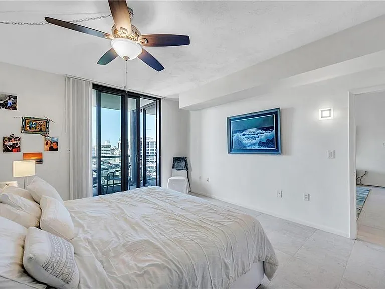 1 Beach Dr SE #1309 — Photo 12