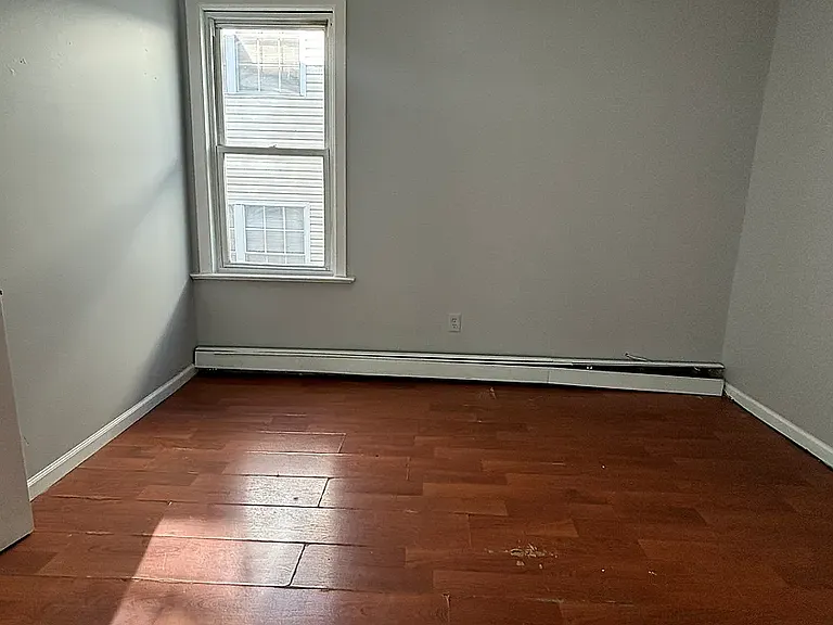 158 Hobson St #2 — Photo 3